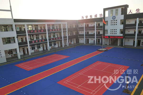 懸浮拼接地板的優(yōu)勢(shì)有哪些？